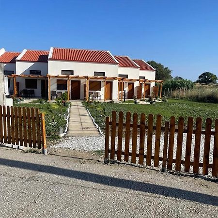 Victory Suites Samothraki Bagian luar foto
